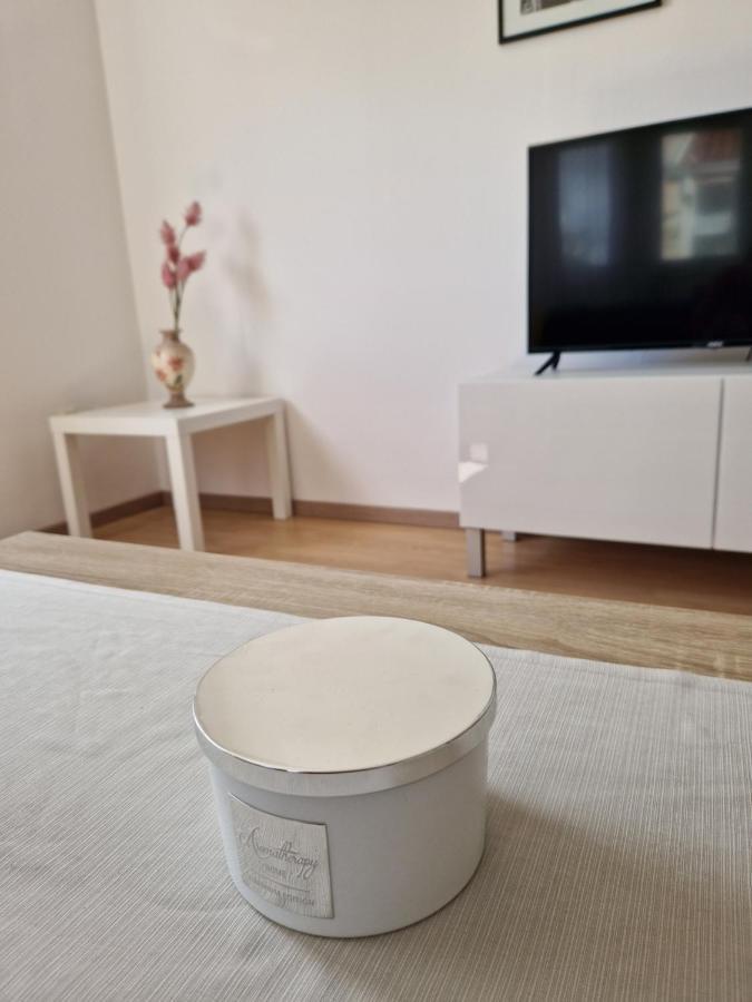 Apartment Melody Metković Esterno foto